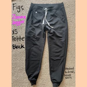 Figs Zamora Jogger Scrub Pants XS Petite in Black